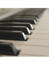 ルメア(LUMEA)/感覚が曇る前に、余白をつくる。