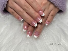 白フレンチネイル