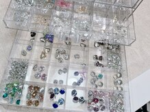 ヒュイズ ネイル(Hui‘s Nail)の雰囲気（韓国パーツ☆カラージェル沢山ご用意してます^_^）