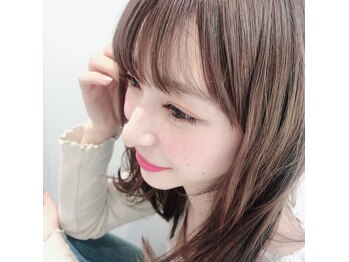 ローリーアイ 新宿/" natural "