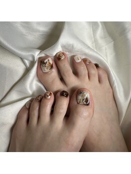 トゥデイム(TODAY'm)/秋ニュアンスフットネイル