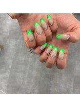 アンダーバーホワイト 大阪上本町店(_WHITE)/蛍光フレンチ