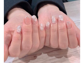 ドレスアップアイズ アンド ネイル(Dress Up Eyes & Nail)