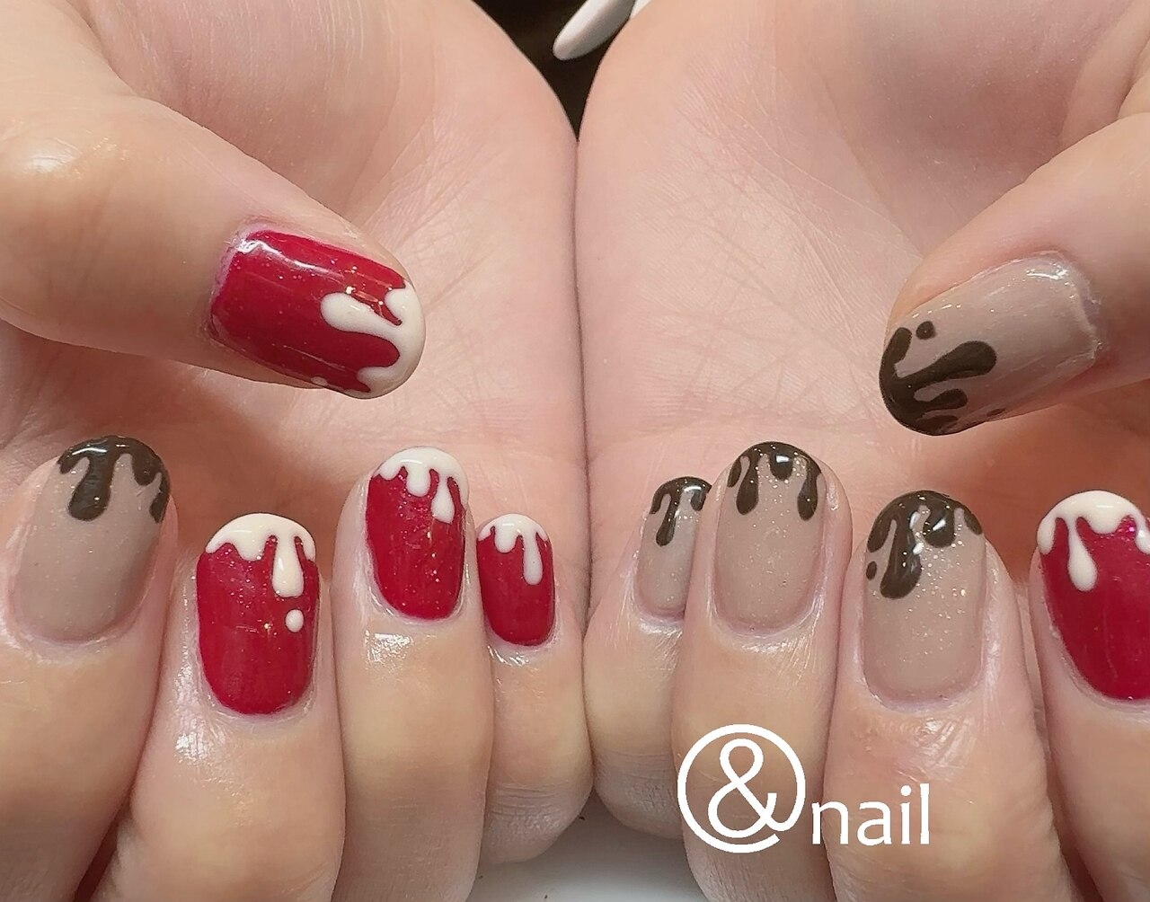 2025年-2026年冬トレンド】チョコレートのネイルデザイン集｜人気順｜2