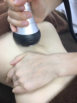 アルティザン(Artizan)の写真/5つの機器で徹底アプローチ!!下腹部のポッコリお腹を解消し理想のくびれを叶えます☆結果出しに自信あり＊