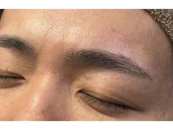 マーリィズエステティック 伊勢原駅前店(Marley's Aesthetic)/アイブロウ毛流れ矯正パーマ