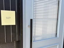 ドアの色が変わりました！アイスブルーのドアが目印です^_^