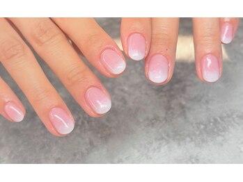 シンプルグラデーションネイル