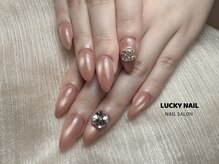 ラッキーネイル(LUCKY NAIL)/