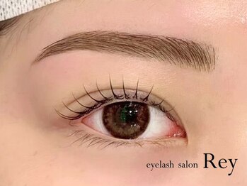 レイ 大名福岡店(Rey)の写真/パリジェンヌ(まつげパーマ)で根元から立ち上げ,自まつげの長さを最大限に活かします◎[眉毛/アイブロウ]