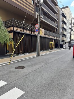 レシカ/5）出口から外に出たら右へ