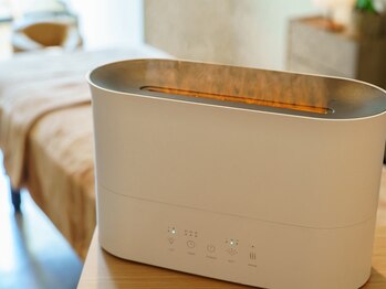 ルーツクルール(Roots Couleur)/加湿器を焚いて快適な環境に◎