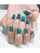 ダリアリー(Darialy)/雷ネイル