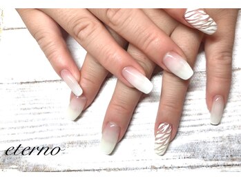 エテル(eterno)/ホワイトゼブラネイル
