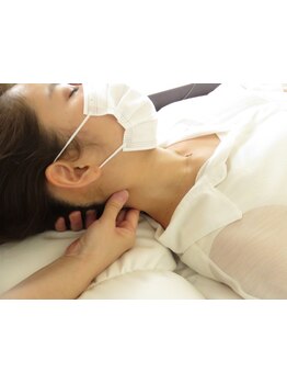 首・肩のつらさを改善したい