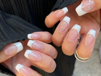 ダブリュー 今福鶴見店(W)の写真/【ハンド/フット】お客様の爪に合わせた美フォルムを★どの角度からも美しいワンランク上の見惚れる指先へ!
