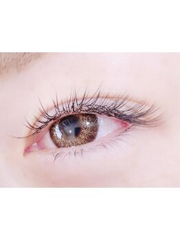 目の形にあったエクステ提案が得意