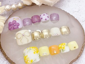 イーアイ ネイルズ(E.I Nail's)の写真/足元を華やかに彩るフットネイルで毎日をもっとHAPPYに!!マニキュア＆ケアメニューもございます☆