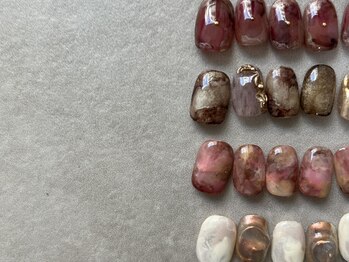 ミラ(milla.)の写真/"色"で"魅力"を引き出すnail salon/季節やtrendに合わせたdesignをご用意。何気ない日常にも、ときめきを…
