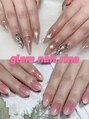 グラム(Glam)&nbsp;自然で上品な輝き。指先をすっきり美しく魅せる。