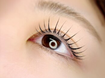 アムリス(AMOURIS)の写真/初めての方でも安心◎プロがそれぞれのお悩みに寄り添い、丁寧に施術いたします。お気軽にご相談ください！