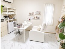ラビッシュ(Lavish)の雰囲気(白を基調とした落ち着きのあるプライベート空間。)