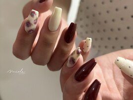 秋ボルドーお洒落シュガーネイル