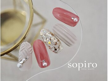 ネイルトータルビューティー ソピーロ(sopiro)/2024　nail　design