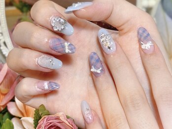 ジウェルニ(Giverny)の写真/《カラー400色以上/パーツ400種以上》持ち込みデザインOKで再現性が高いと人気◎何度でも見たくなる指先に