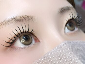 ラカ 伊那店(LaKa)の写真/【OPEN記念】LED+オフ込《&ヘルシー》マツエク100本+まつパ¥10500！下がり睫毛を解消◎