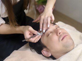 アルム(a'lm)/眉WAX/間引き/肥後橋/阿波座