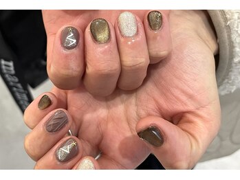 カルフールノア せんげん台店(carrefour Noa)/トレンドデザイン