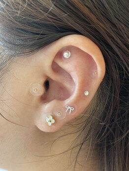 アデージョ(Adejio)/エメラルド式耳つぼ