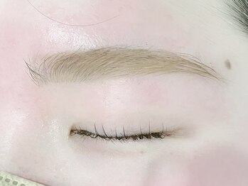 シュシュ(chouchou)/アイブロウWax メイクお仕上げ