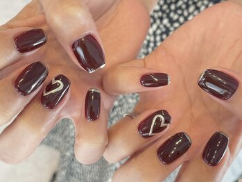 エムズ アイラッシュ アンド ネイル(M's)/