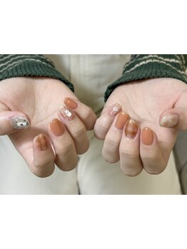 ショートネイルデザインが豊富