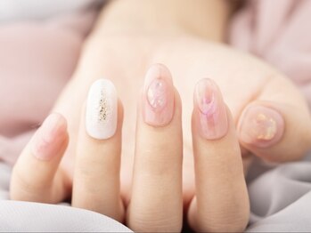 エムスラッシュ センター南(M.SLASH)/ニュアンスネイル