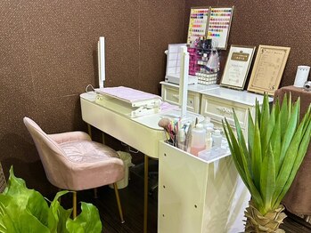 えん(EN19)の写真/男性もOKなサロン♪丁寧なケア付き、クリアジェルまたはマットジェル仕上げが選べて清潔感と美しさを演出☆