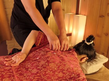 翔リラクゼーションの写真/全身整体やオイルマッサージで辛い肩コリ、首コリ改善におすすめ!疲れを軽減し、重だるい身体とサヨナラ♪