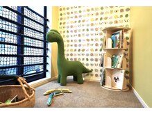 ワッツ ユア ネイルストーリー(What’s your nail story?)の雰囲気（キッズルーム完備。ハンドフット同時施術/パラジェル/フィルイン）