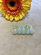 エレリーム(eleream)/ゴールドミラーニュアンスネイル