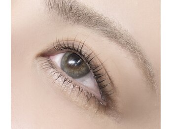 コンアニマ(Con anima.)の写真/【大人気パリジェンヌor似合わせラッシュリフト☆】洗練された空間で魅力的な理想のお目元に♪