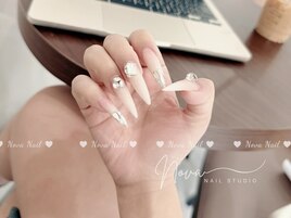 ヌーデーミラーネイル