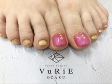 ヴリエ 小作店(VURIE)/ピンクネイル/ゴールドネイル