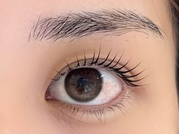 エルン(Elun)/LEDマツエクナチュラル仕上げ