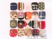 ネイルサロンアンドジュエリー アリュール(ALLURE)/秋のフットネイルデザイン☆彡