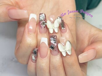 アン ジョーヌドラゴ/【自爪ネイル】蝶々ネイル