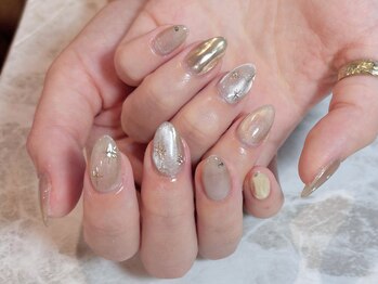 キャッツアイ東京 新宿店(Cat's eye TOKYO)/持ち込みアート