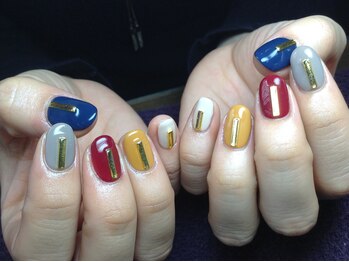 ラウト デコレーションアンドネイルサロン(Lauto Decoration&Nail Salon)/カラフルネイル