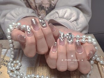 モアネイル 新宿/